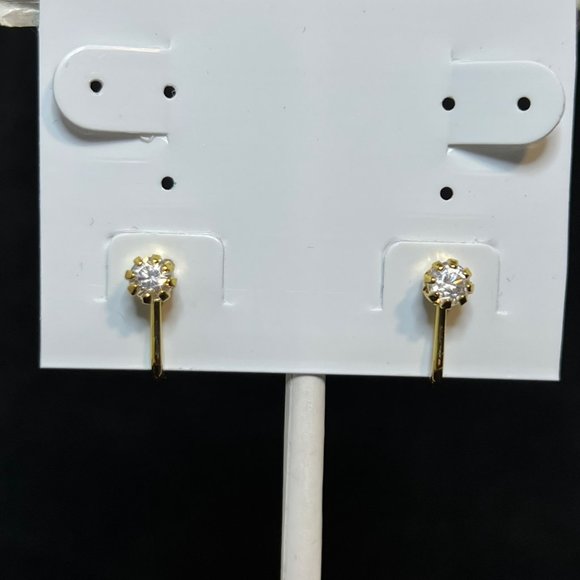 Lot of 5 Gold Tone Clip On Earrings (3767) - Picture 7 of 7